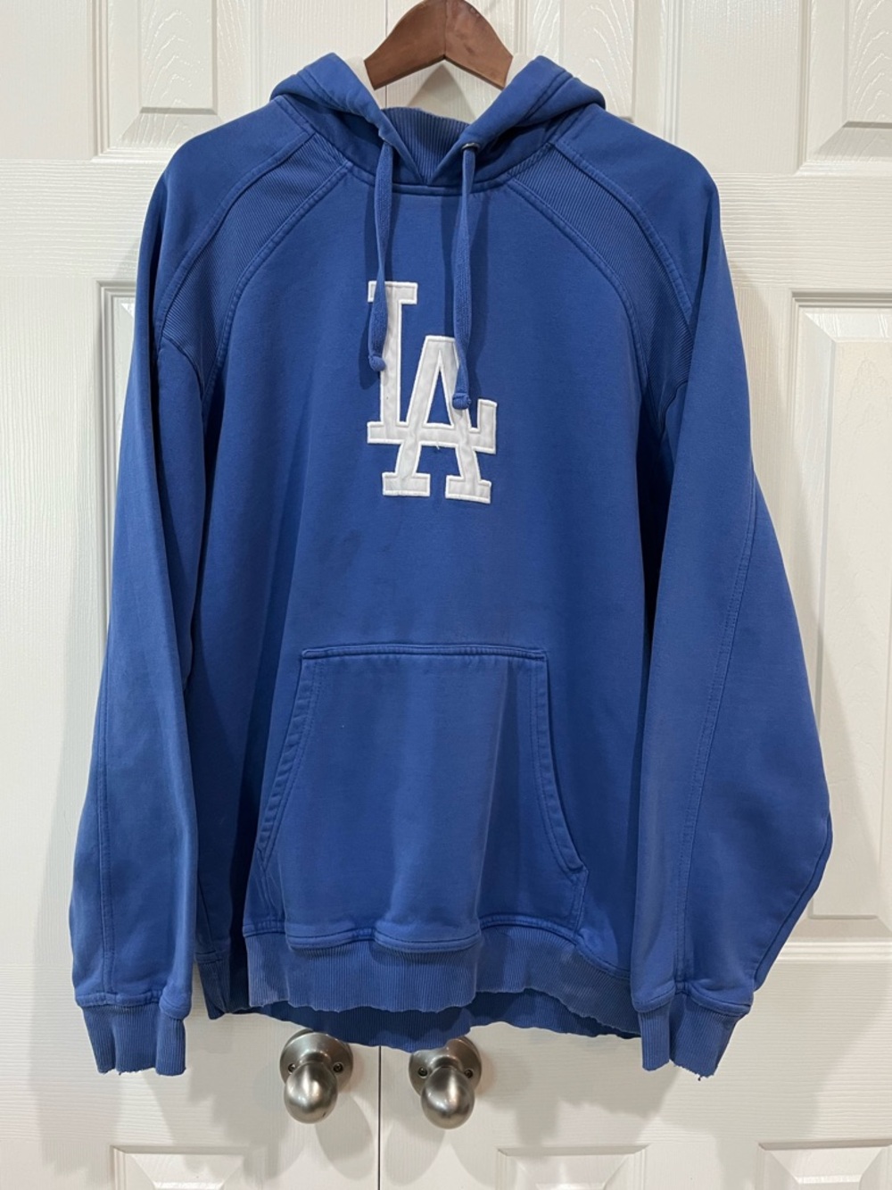 Flawed - Genuine Merchandise LA Dodgers Hoodie Blue Hooded Sweatshirt L/XL